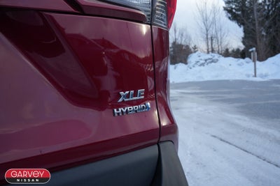 2022 Toyota RAV4 Hybrid XLE