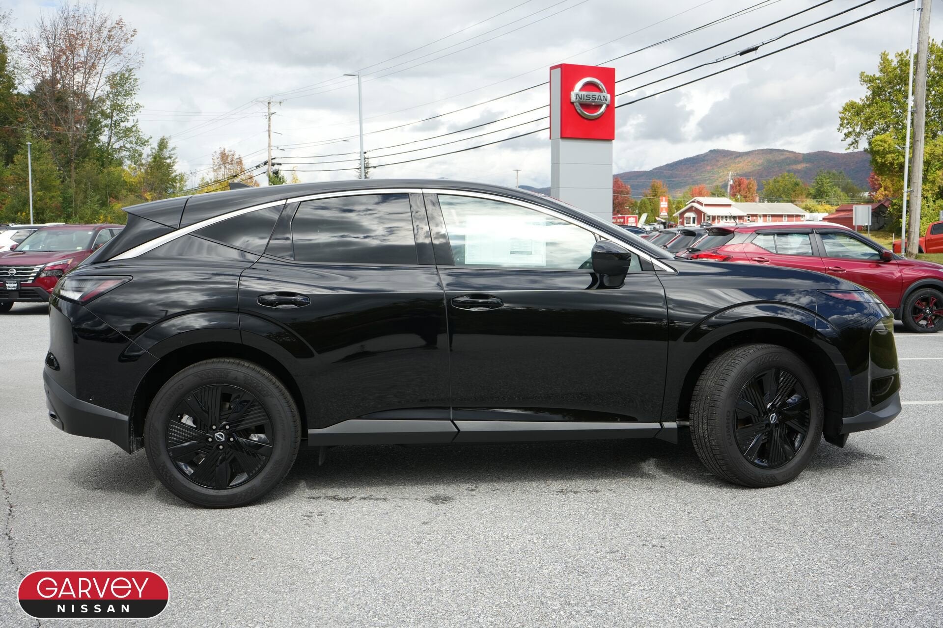 2025 Nissan Murano SV