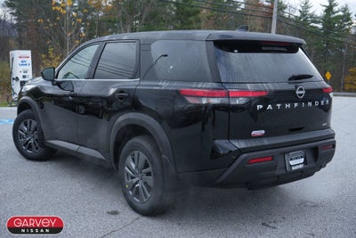 2025 Nissan Pathfinder S