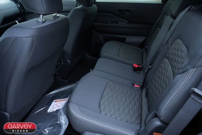 2025 Nissan Pathfinder S