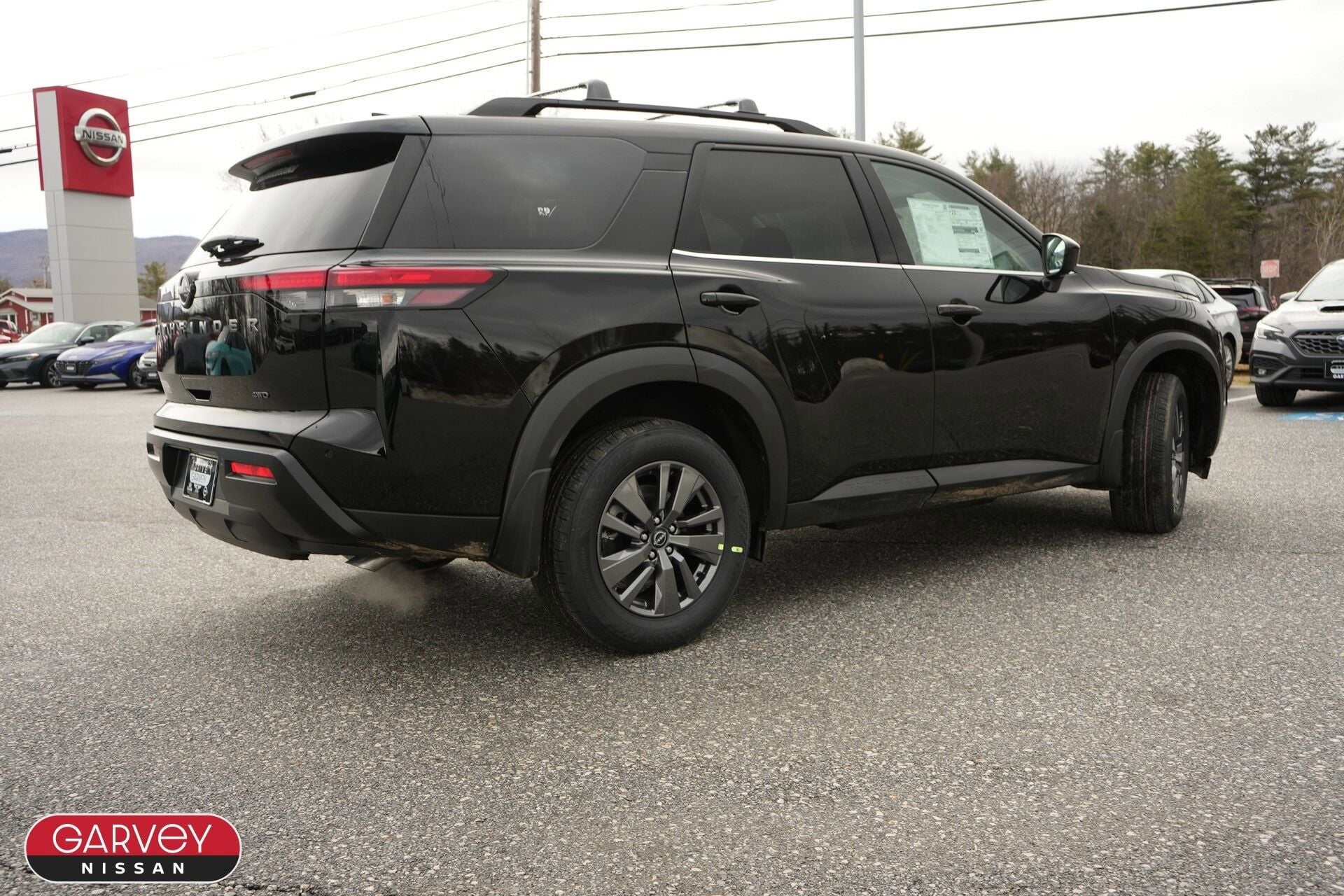 2026 Nissan Pathfinder SV