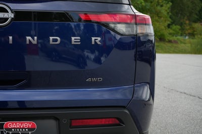 2026 Nissan Pathfinder SV