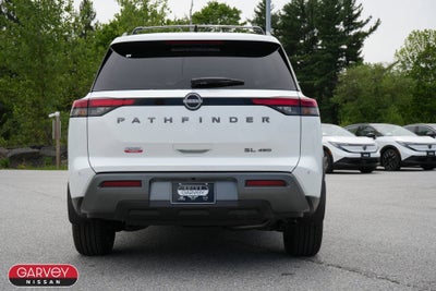 2026 Nissan Pathfinder SL