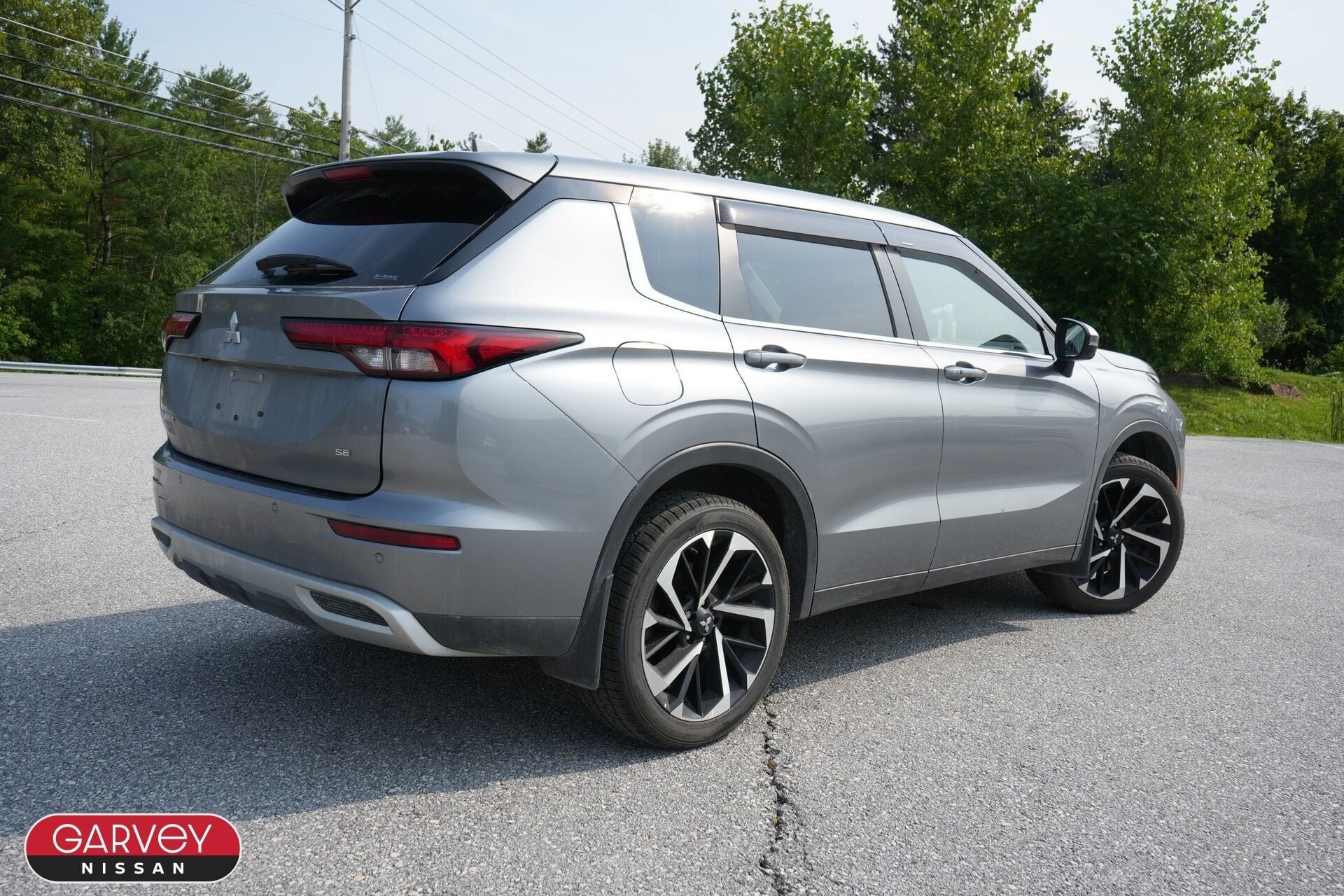 2024 Mitsubishi Outlander Base