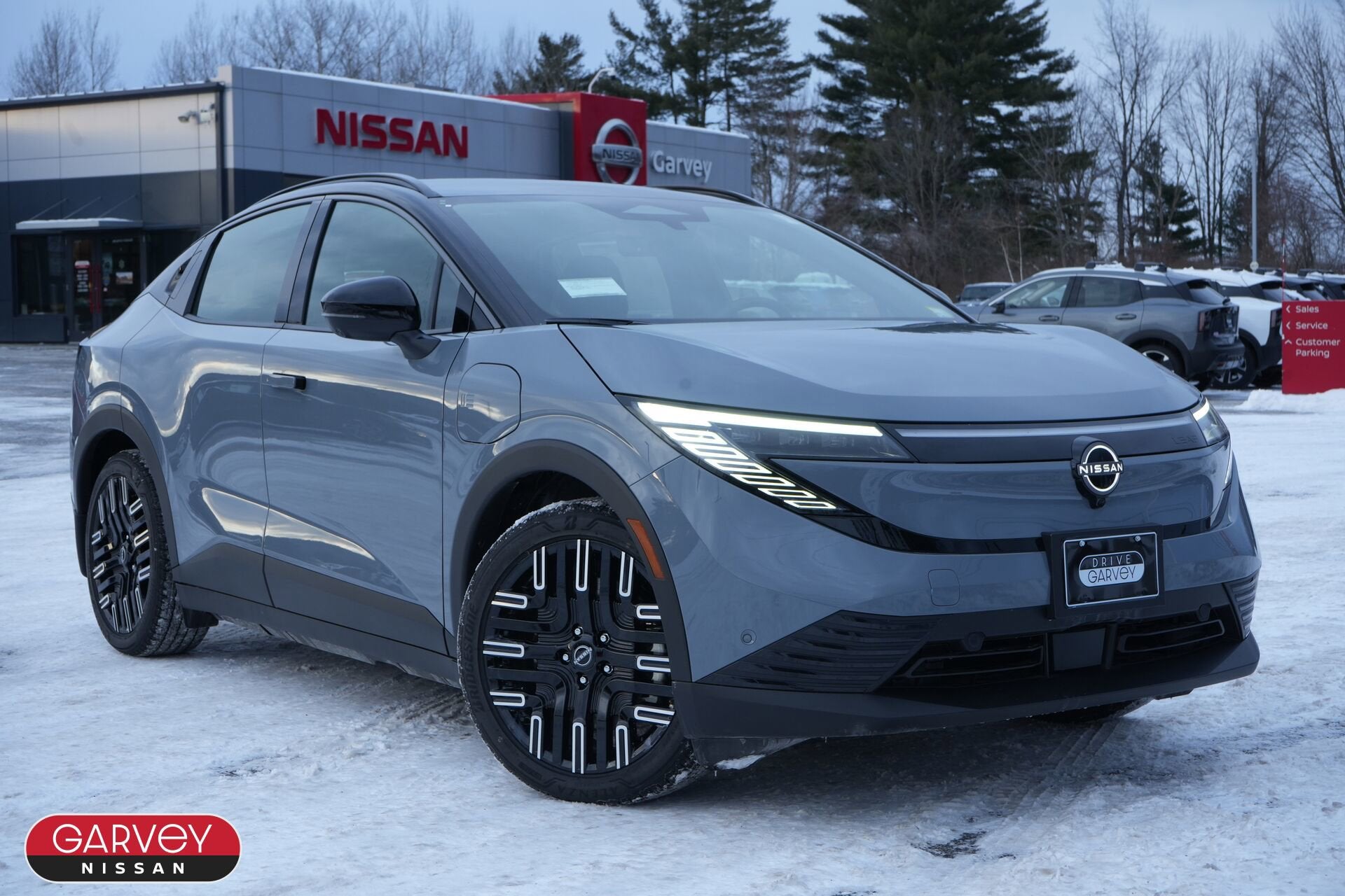 2026 Nissan LEAF Platinum+