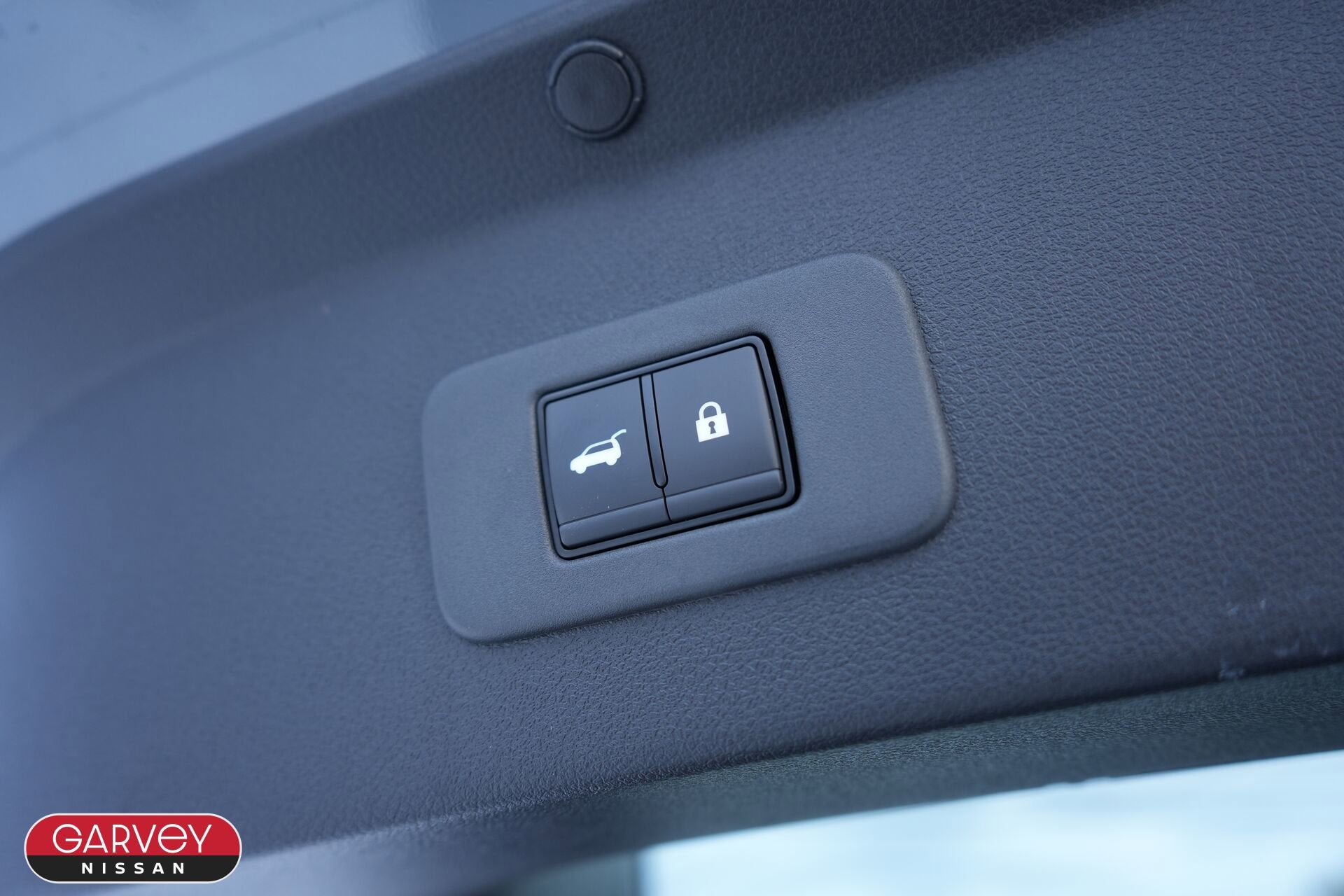 2026 Nissan LEAF Platinum+