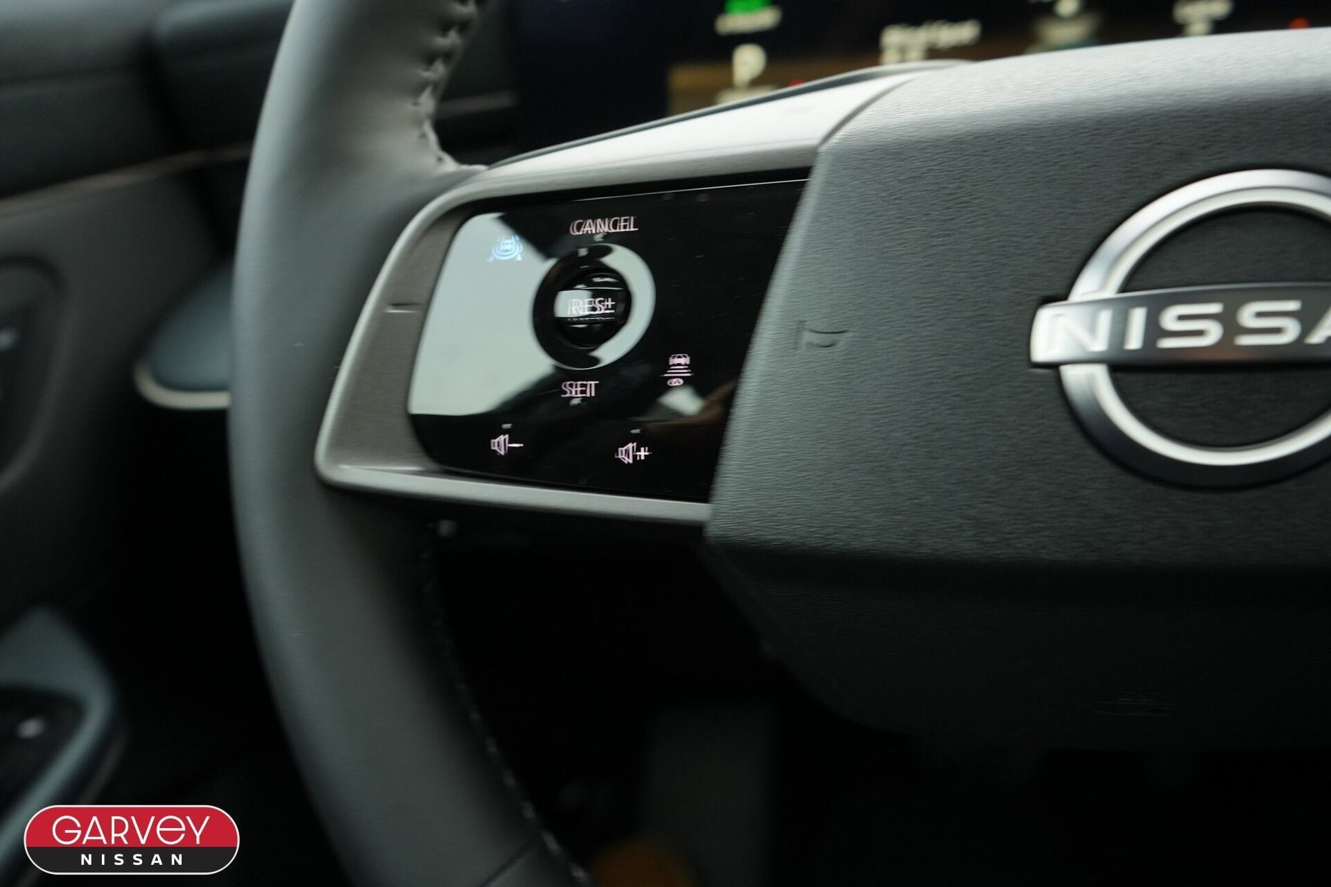 2026 Nissan LEAF Platinum+