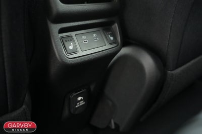 2026 Nissan LEAF Platinum+