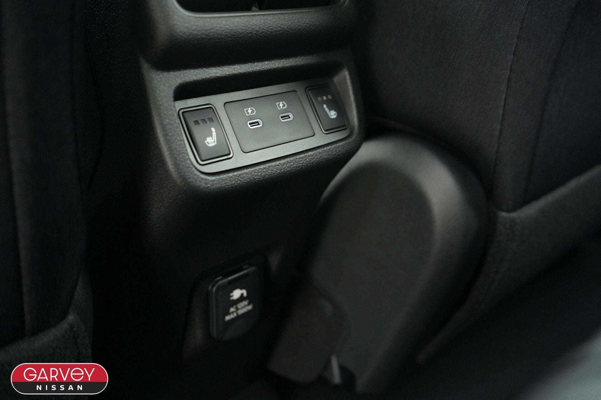 2026 Nissan LEAF Platinum+