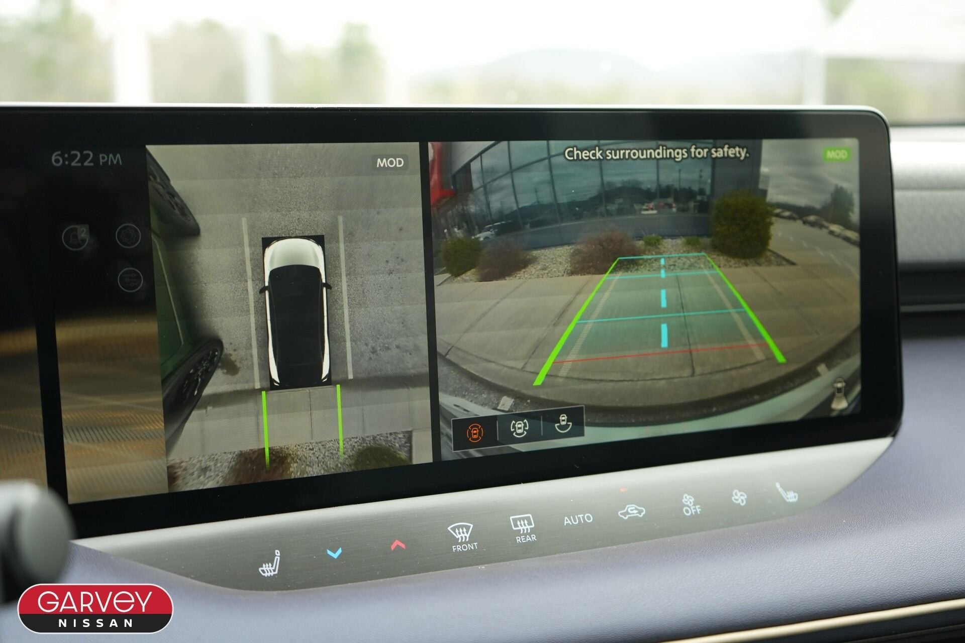 2026 Nissan LEAF Platinum+
