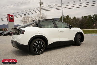 2026 Nissan LEAF Platinum+
