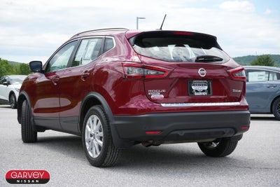 2022 Nissan Rogue Sport SV