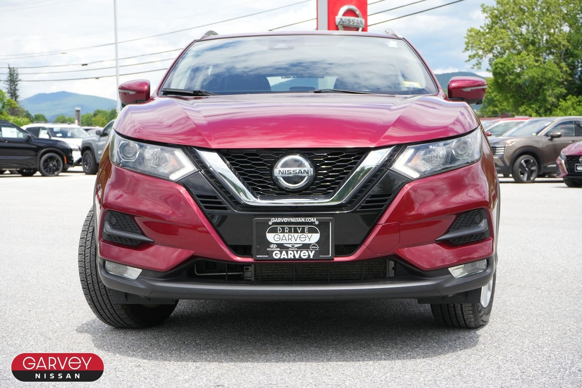 2022 Nissan Rogue Sport SV