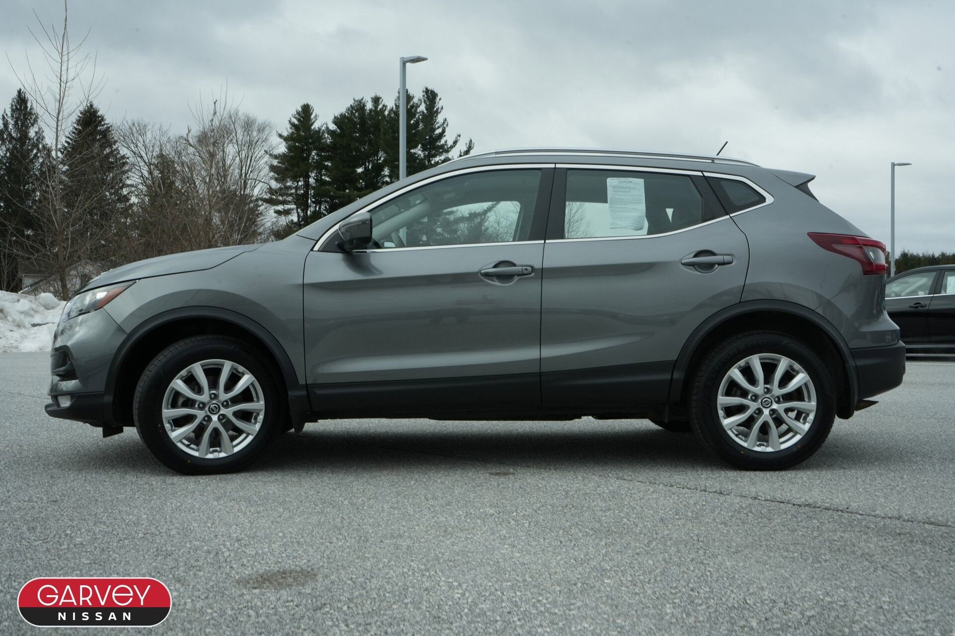 2021 Nissan Rogue Sport SV
