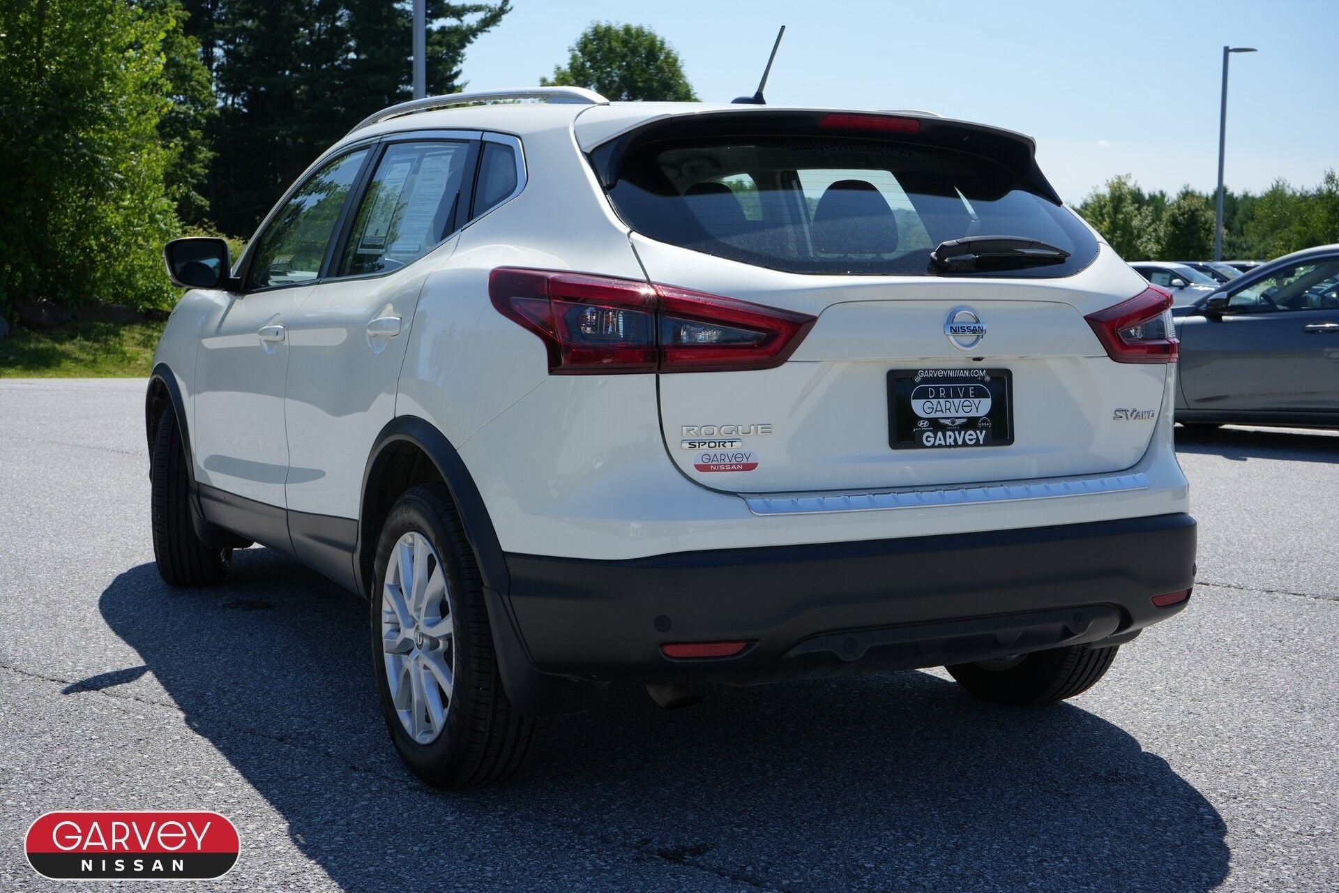 2022 Nissan Rogue Sport SV