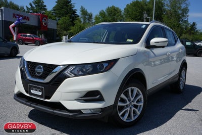 2022 Nissan Rogue Sport SV