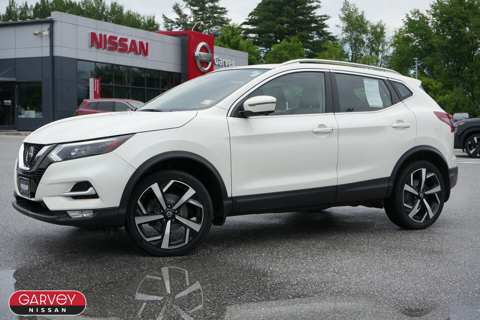 2022 Nissan Rogue Sport SL