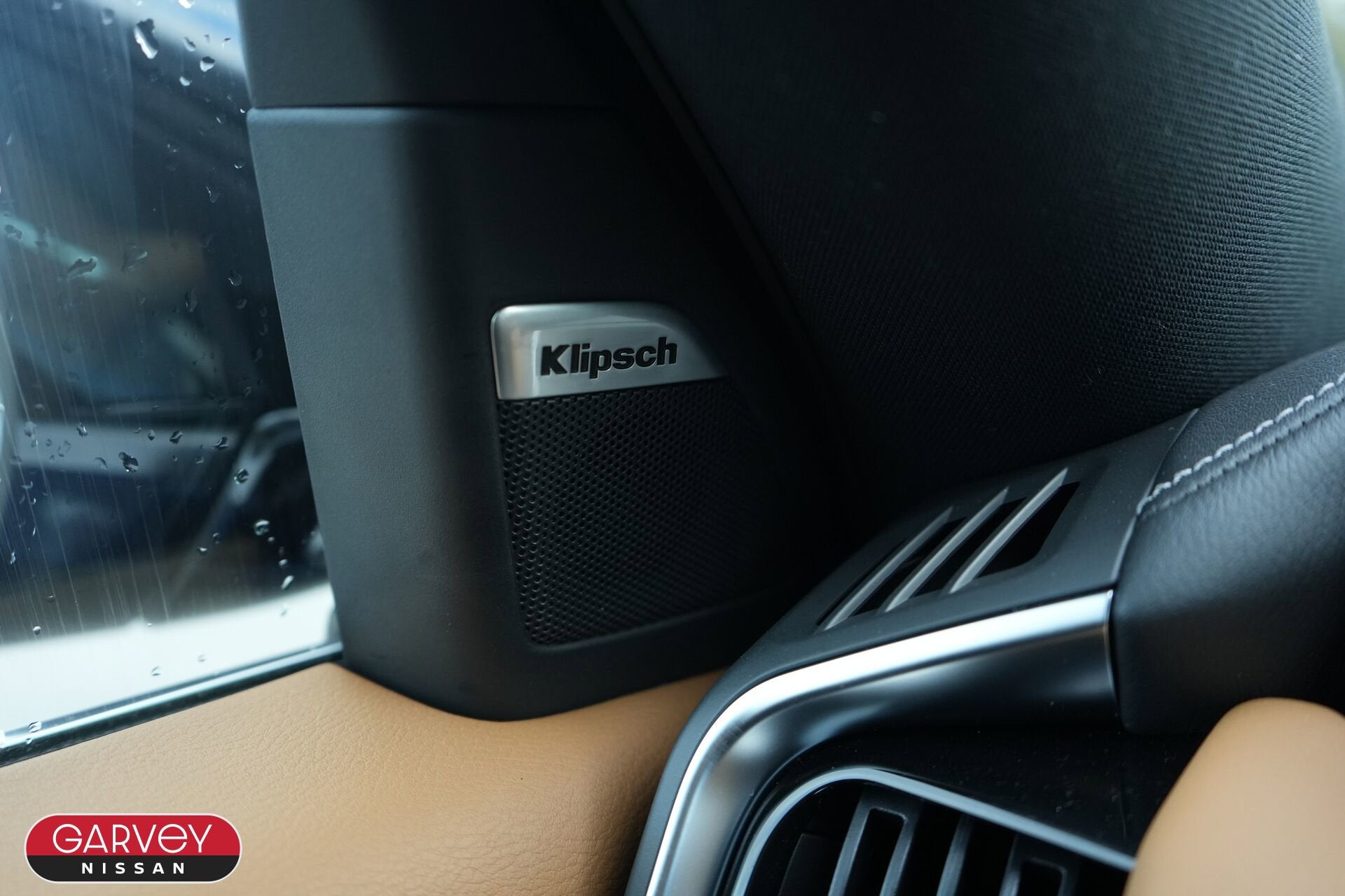 2025 Nissan Armada SL