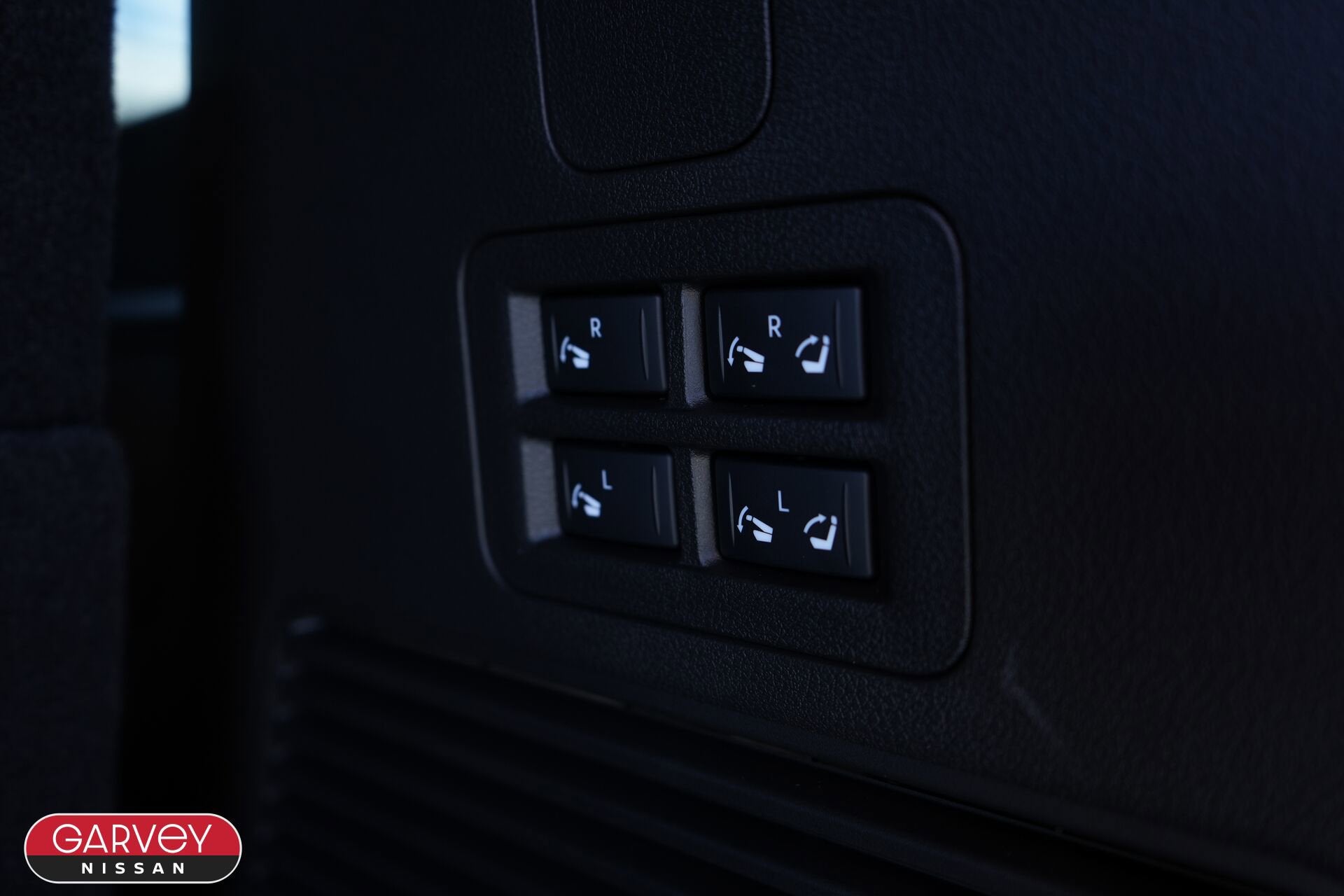 2025 Nissan Armada SL