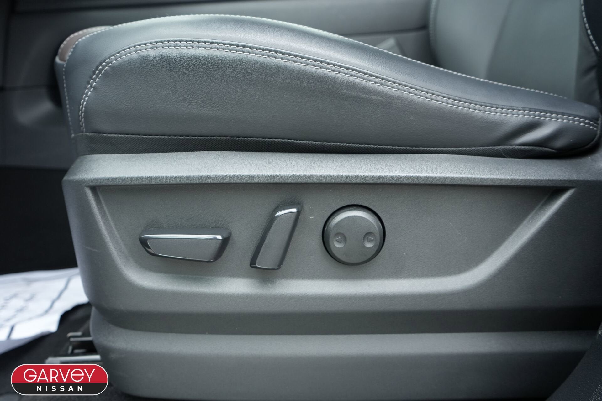 2025 Nissan Armada SL