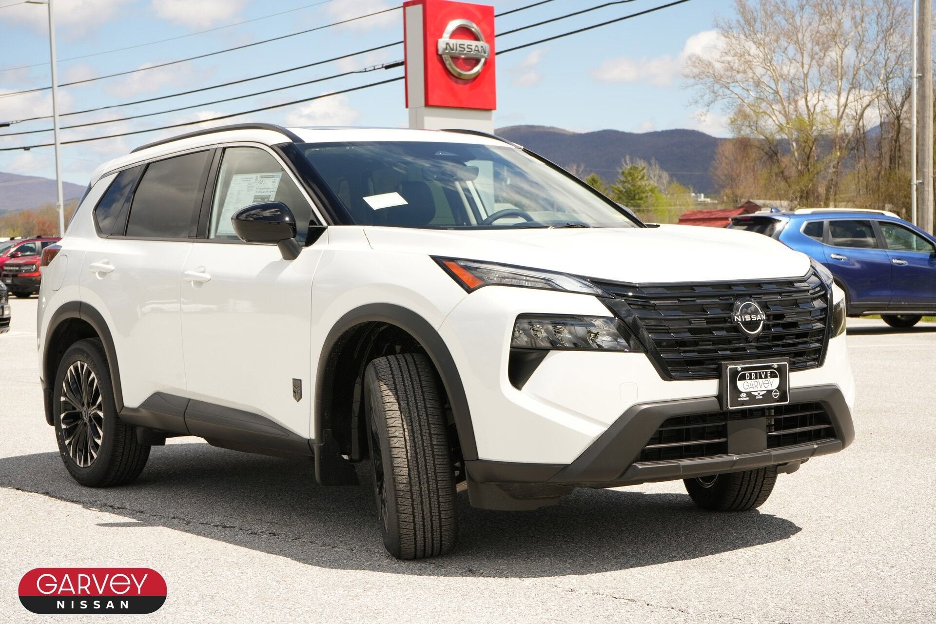 2026 Nissan Rogue Dark Armor™