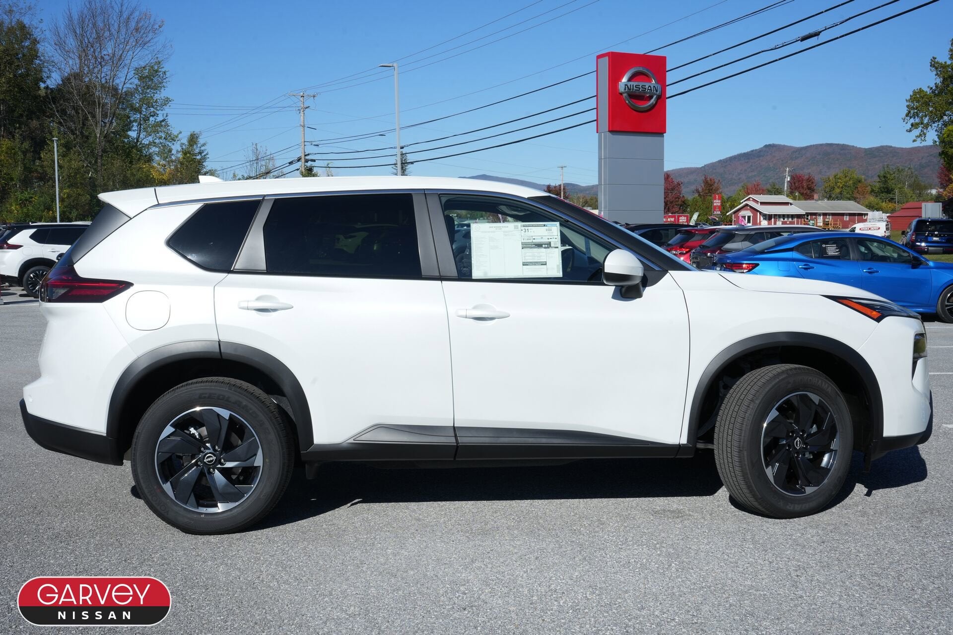 2026 Nissan Rogue SV