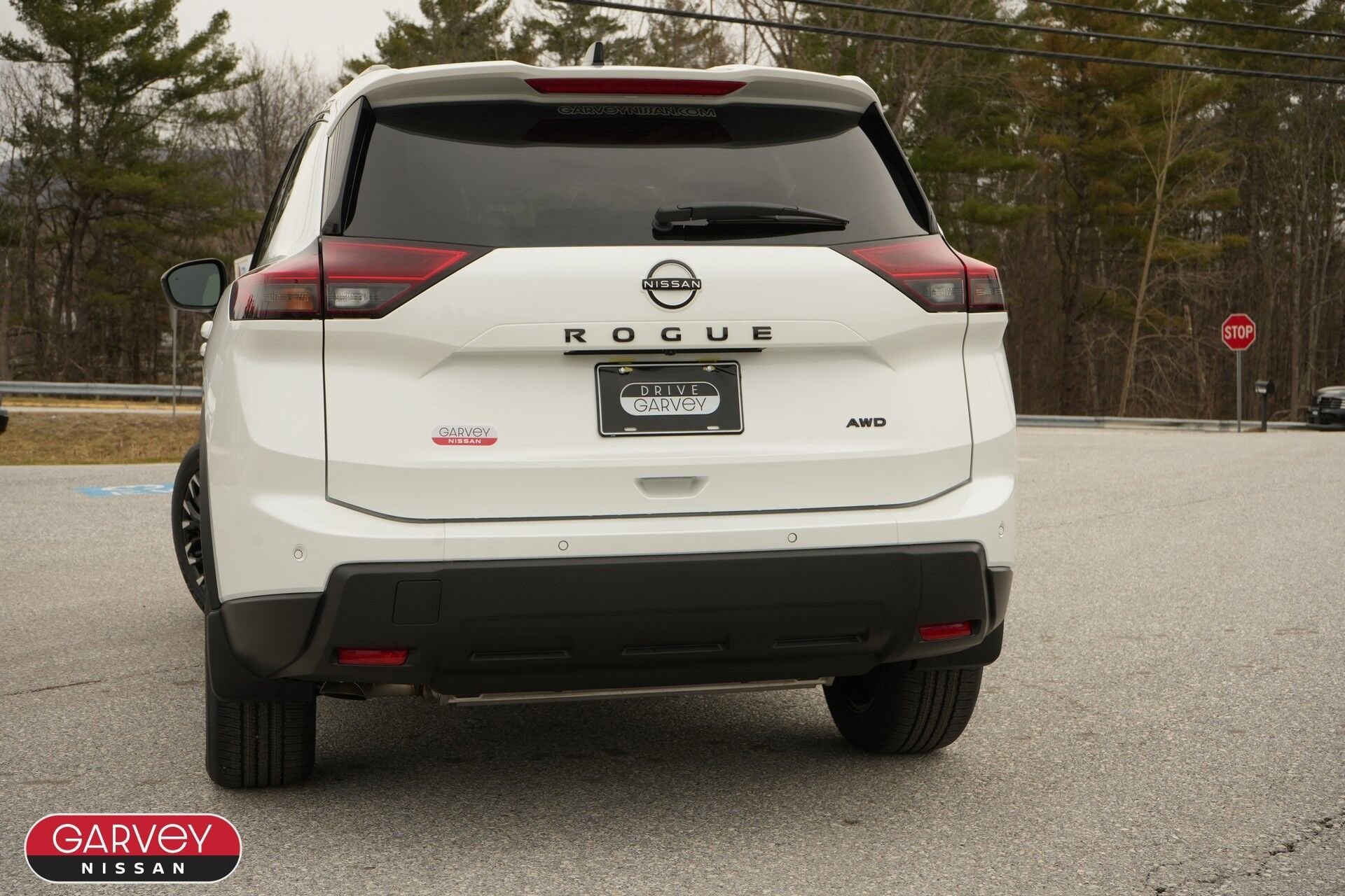 2026 Nissan Rogue Dark Armor™