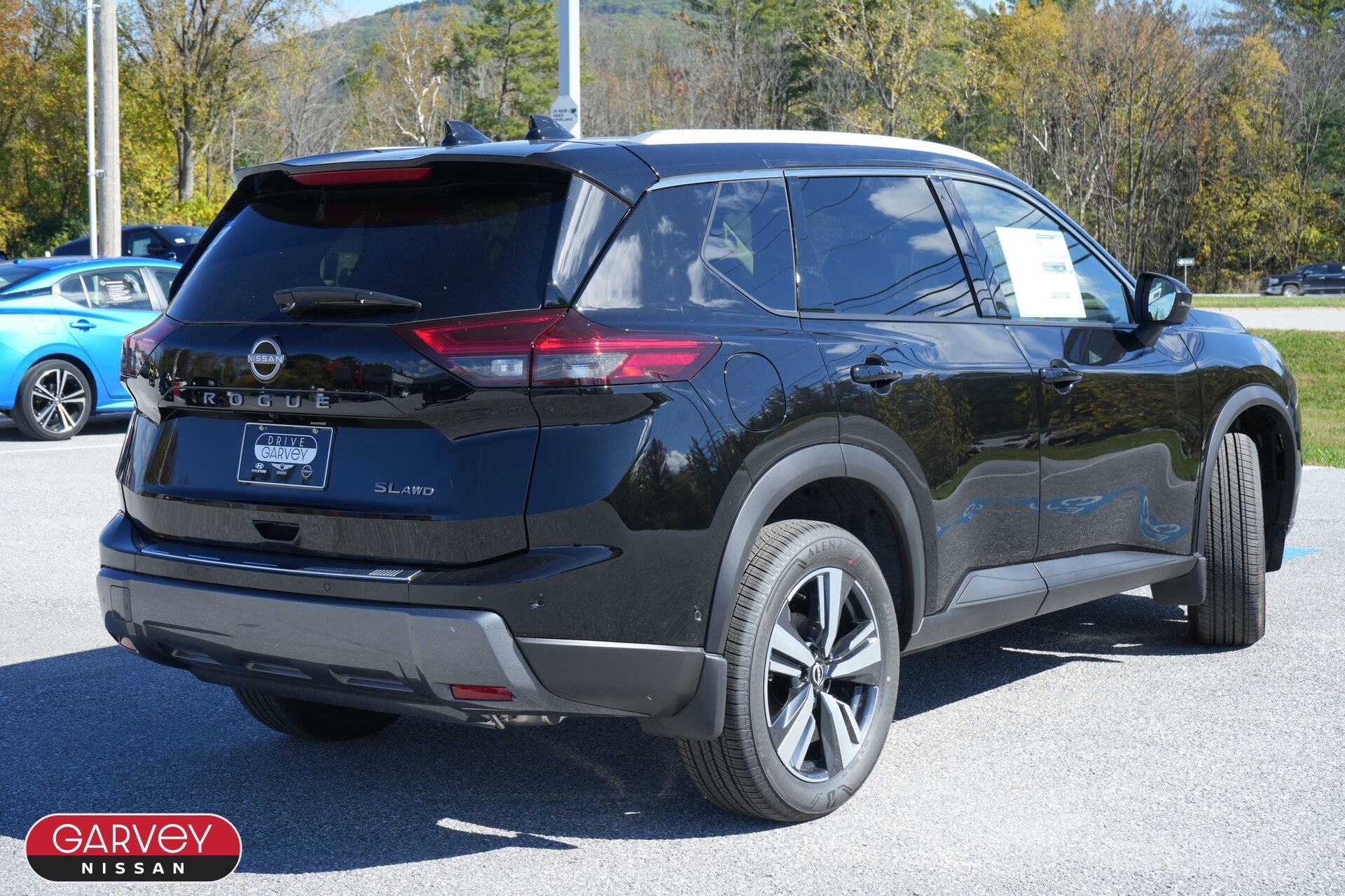 2025 Nissan Rogue SL