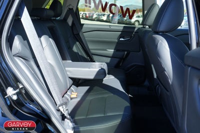 2025 Nissan Rogue SL