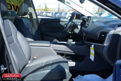 2025 Nissan Rogue SL