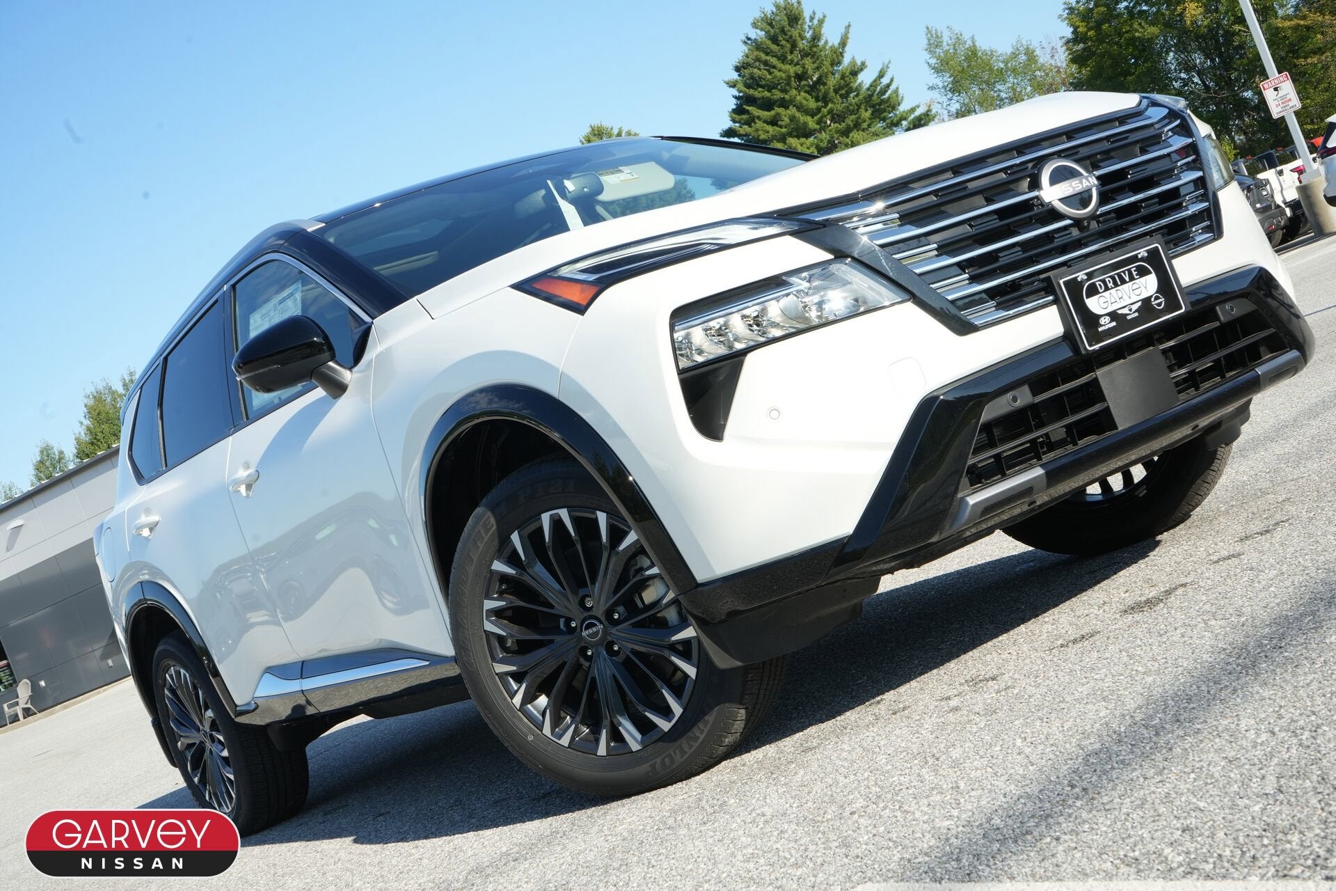 2025 Nissan Rogue Platinum