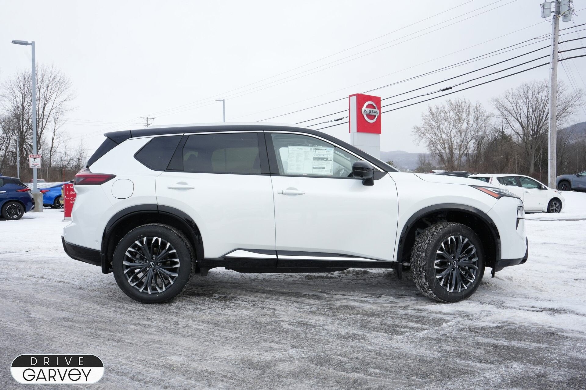 2025 Nissan Rogue Platinum