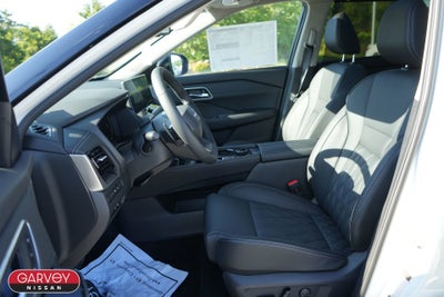 2025 Nissan Rogue Platinum