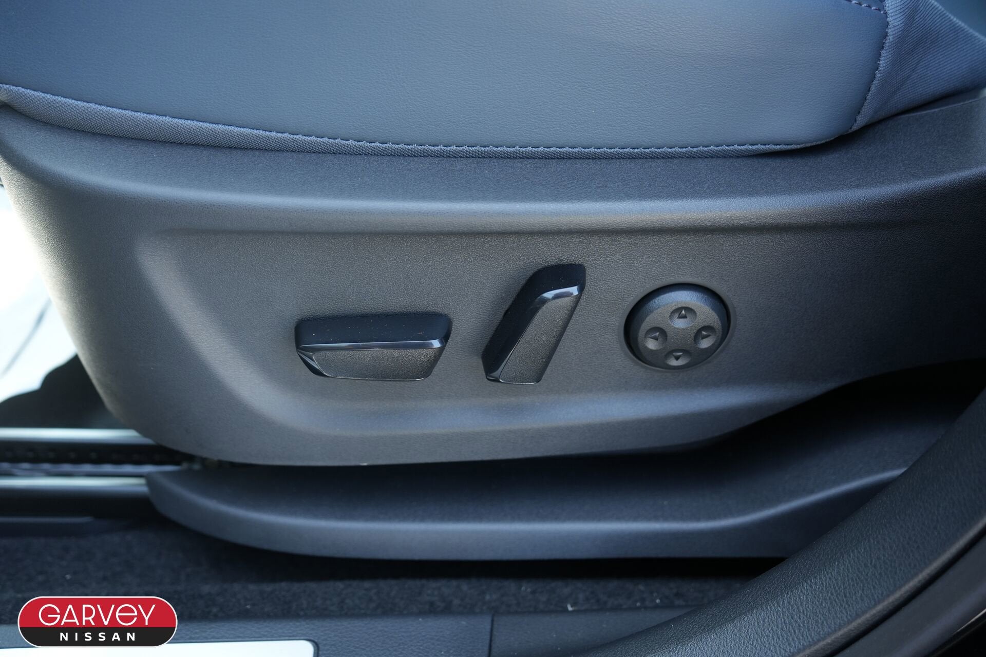 2025 Nissan ARIYA PLATINUM+ Dual Motor e-4ORCE® AWD