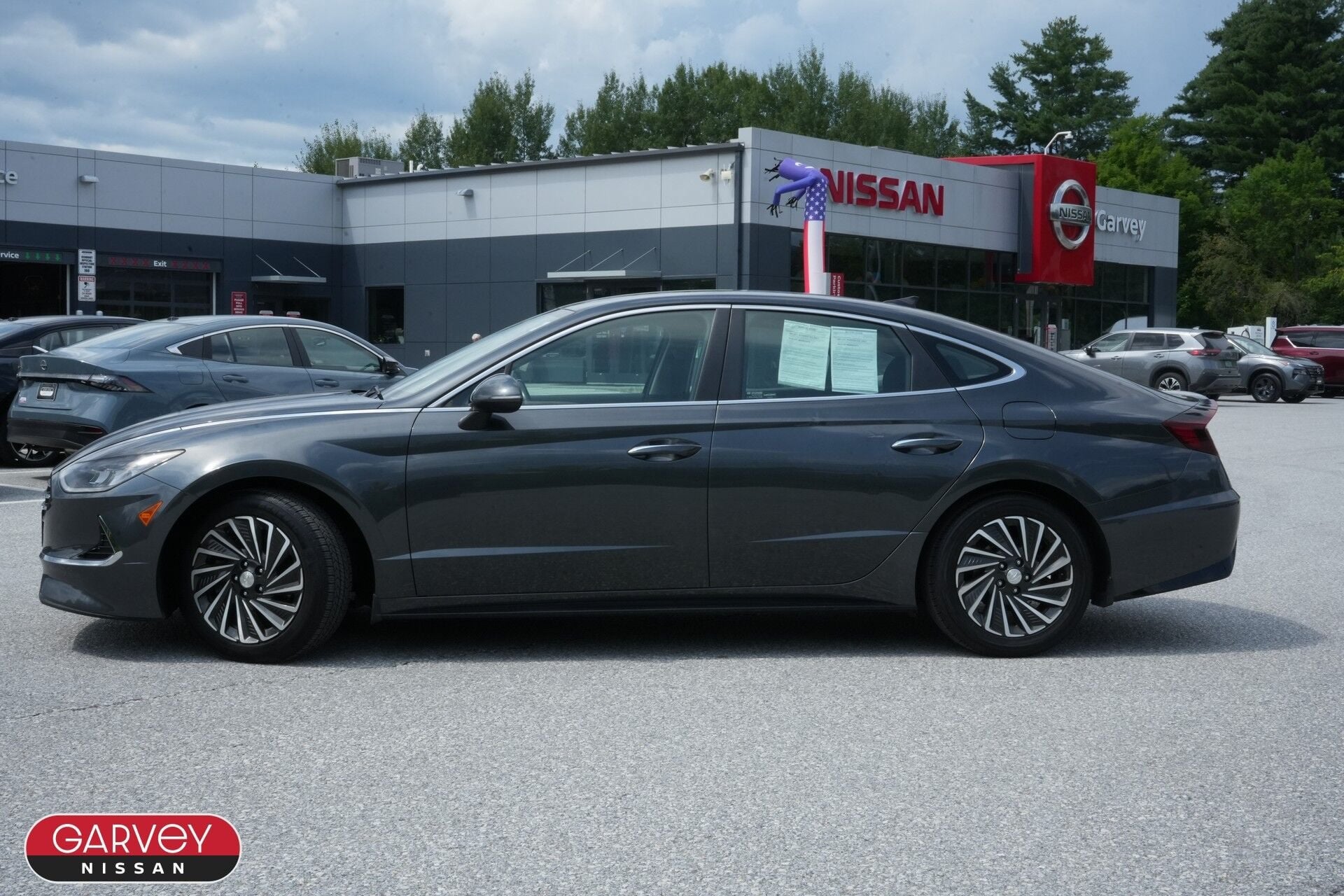 Used 2020 Hyundai Sonata Hybrid SEL with VIN KMHL34JJ1LA011778 for sale in Clarendon, VT